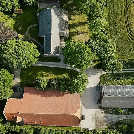 Your Dike Refuge In The Historic Gulfhof Krummhörn