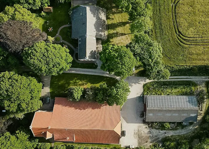 Your Dike Refuge In The Historic Gulfhof Krummhörn